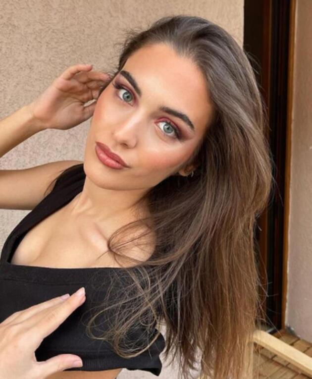 Çağla Şimşek diziye veda ediyor