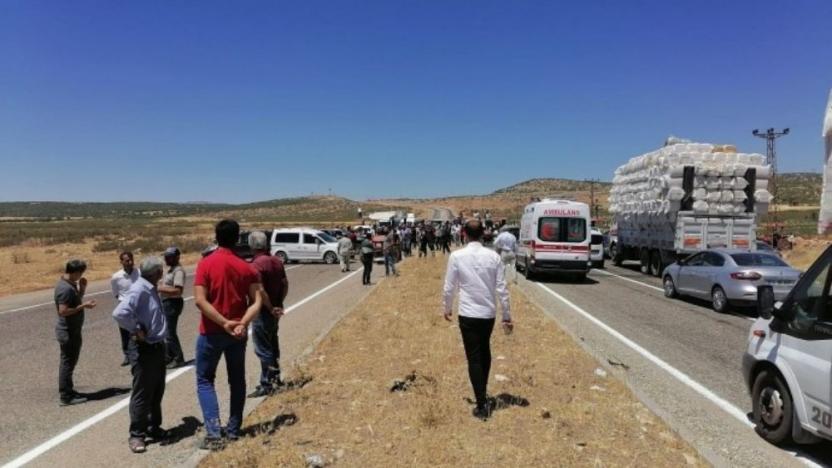 Tütün üreticileri Karayolu’nu trafiğe kapattı