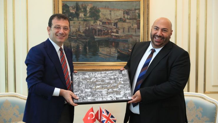 İBB Başkanı KKTC’li olan Birleşik Karalık’ın yeni İstanbul Başkonsolosu Kenan Poleo’yu ağırladı.