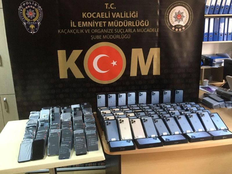 Telefon Kaçakçılarına 76 İlde Sinyal Operasyonu