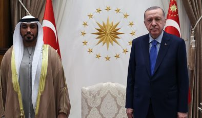 Erdoğan, BAE Ankara Büyükelçisi Saeed Thani Hareb Al Dhaheri’yi kabul etti