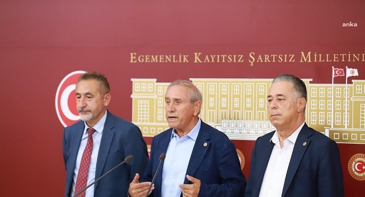 CHP’li Milletvekillerinden KPSS Tepkisi: ‘Milli Eğitim Bakanını da Görevden Alın’