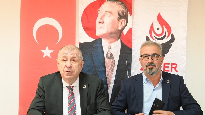 Ümit Özdağ: ‘’Kontrolsüz bir şekilde Rus ve Ukraynalı göçünün ülkemize Antalya’ya, Muğla’ya yerleşmesine de karşıyız.’’