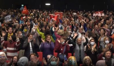 Kemal Kılıçdaroğlu, Kayserili Kadınlar Tarafından Coşkuyla Karşılandı