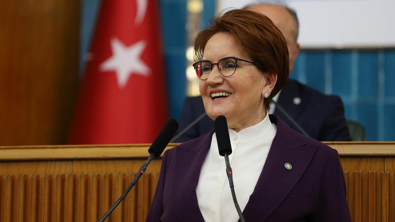 Son Dakika.. Meral Akşener Kalp Rahatsızlığından Dolayı Hastaneye Kaldırıldı.