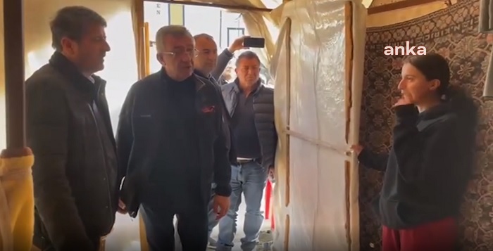 Adıyamanlı Depremzede: 3 Gün Boyunca İş Makinaları Adıyaman Girişinde Bekletildi. Nerede Hükümetimiz