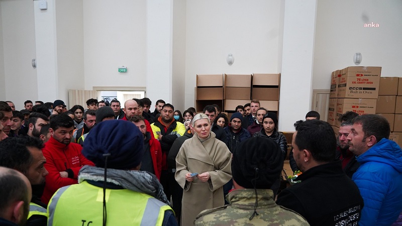 Bilecik Belediye Başkanvekili Melek Mızrak Subaşı, Kente Gelen Depremzedeleri Karşıladı