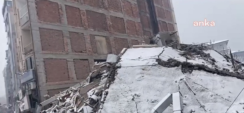 Malatya’da yıkılan Kırçuval Otel’in sahibi, AKP’li Battalgazi Belediye Başkan Yardımcısı Zafer Kırçuval tutuklandı