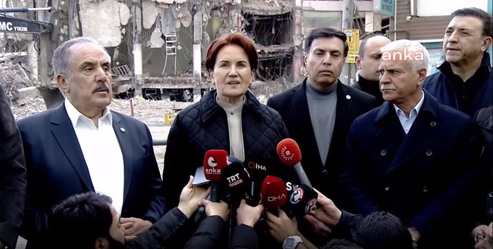 Meral Akşener, depremin vurduğu Diyarbakır’da: Bıktık atanmışların talimat vermesinden