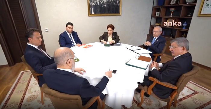 Ahmet Davutoğlu’ndan Cumhurbaşkanı Adayı Açıklaması