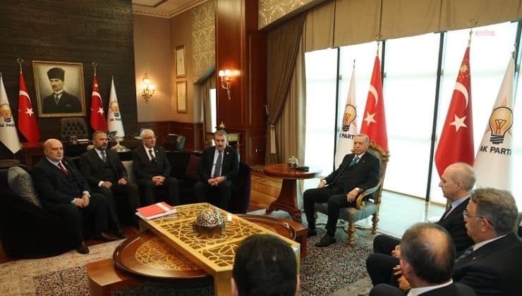 Cumhurbaşkanı Erdoğan, BBP Genel Başkanı Destici ile AKP Genel Merkezi’nde Bir Araya Geldi
