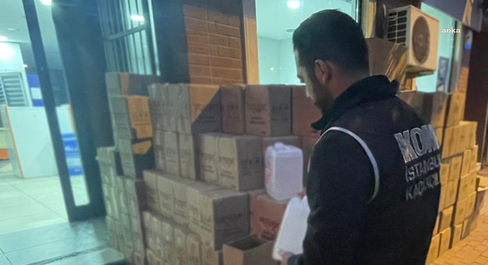 İstanbul’da Dezenfektan Diye Satılan 3 Ton 150 Litre Alkollü Sıvı Ele Geçirildi