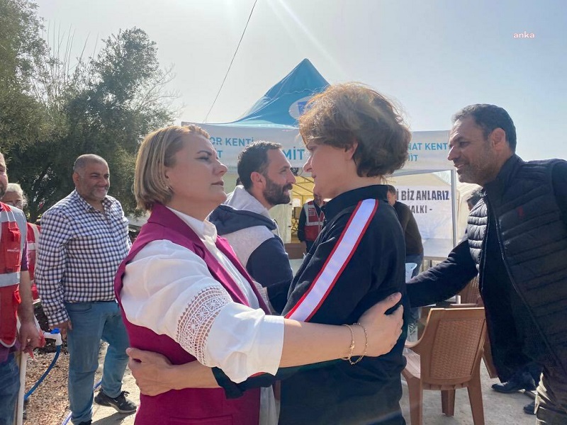 Kaftancıoğlu’na Dert Yanan Depremzede: “Afad Benimle Dalga Geçti”