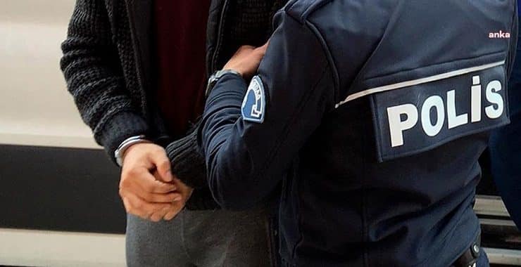 İstanbul Merkezli 4 İlde Fetö Operasyonu: 7 Maliye Personeli Gözaltına Alındı