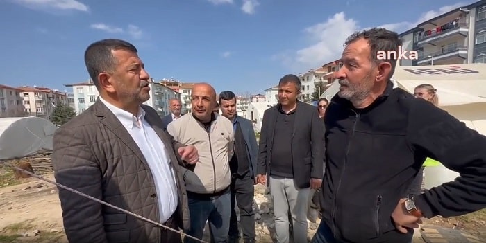 Veli Ağbaba, Depremde Bir Kadını Elindeki Testere ile Kurtaran Vatandaşla Buluştu