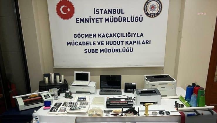 İstanbul’da sahte pasaport ve kimlik düzenledikleri iddia edilen yabancı uyruklu 4 kişi yakalandı