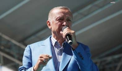 Erdoğan, Kayseri’de: “Küçük esnaflarımızın prim ödeme gün sayısını SSK’lılarla eşitleyerek 7 bin 200 güne indiriyoruz.”