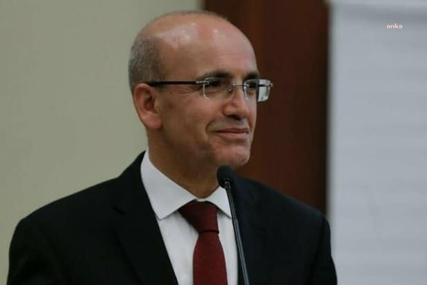 Mehmet Şimşek: “Paramızın istikrarlı ve güvenli olması, dolarizasyon belasından kurtulmak için en etkili çözümdür.”