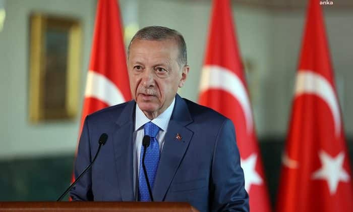 Cumhurbaşkanı Erdoğan, “Türkiye genelinde 6,5 milyon konutu süratle dönüştürmeyi hedefliyoruz.”