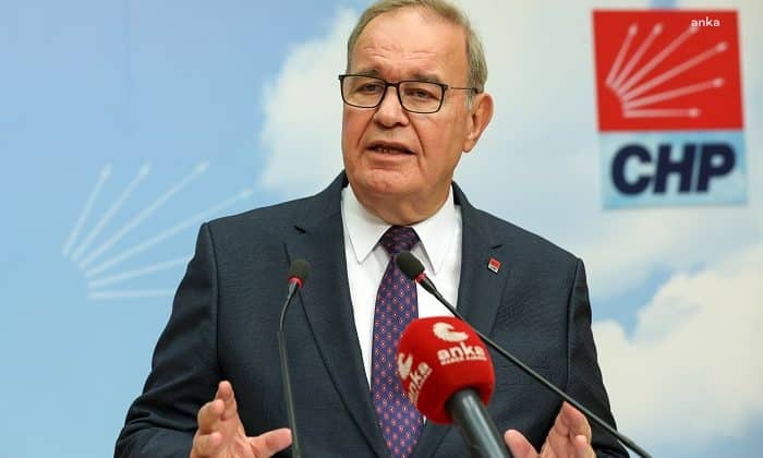 CHP Sözcüsü Faik Öztrak: “Herkes biliyor, bizdeki enflasyon dünyadan falan değil, tamamı Erdoğan’dan. Erdoğan’ın, ev yapımı krizi yüzünden.”