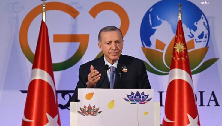 Cumhurbaşkanı Erdoğan: “Bir tarafta 735 milyon kişi açlıkla mücadele ederken, diğer tarafta lüks, şatafat ve israf alıp başını gitmişse burada çok ciddi bir sorun var demektir.”