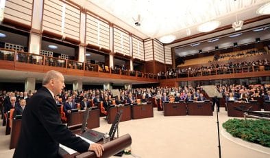 Cumhurbaşkanı Erdoğan: “Yeni anayasa ile birlikte sistem tartışmalarını da ilanihaye sona erdirme imkanı bulacağız.”