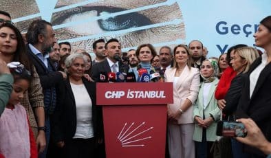 Özgür Çelik, İstanbul İl Başkanlığı görevini Canan Kaftancıoğlu’ndan devraldı