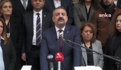 CHP İzmir İl Başkanı Şenol Aslanoğlu: “Terörü, bölücü terör örgütü PKK’yı ve insanlık dışı yöntemlerini lanetliyoruz.
