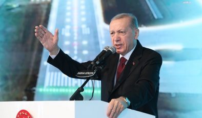 Cumhurbaşkanı Erdoğan: 3-5 Oy Alacağız Diye Bölücü Hainlere Kapı Kulu Olanlara Meydanı Bırakmayacağız