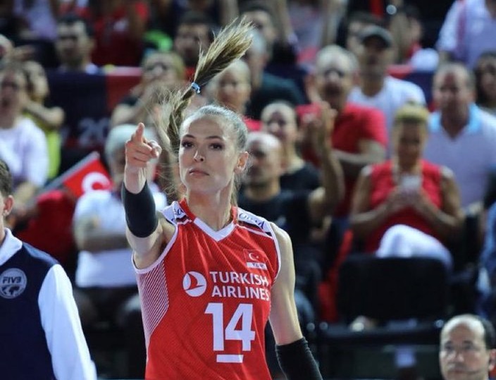 Süper Kupa Krizi Ardından A Milli Kadın Voleybol Takımı Kaptanımız Eda Erdem’in Paylaşımı.