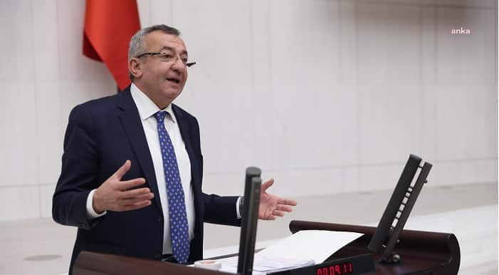CHP’li Engin Altay: “Bu bütçe haram bütçesidir. Millet faizin, enflasyonun altında inim inim inliyor, siz pembe bir tablo çiziyorsunuz.”