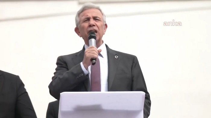 Mansur Yavaş: “Bu ülkedeki yoksullukların en büyük sebebi ülkedeki yolsuzluklardır.”