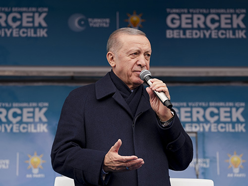 Cumhurbaşkanı Erdoğan: ”Zübük siyasetçilere itibar etmeyin.