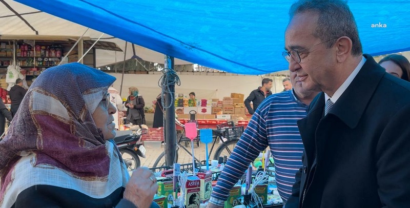 Pazar ziyaretinde bulunan CHP’li Tezcan: “Vatandaş, ekmeğe de muhtaç olmuş.