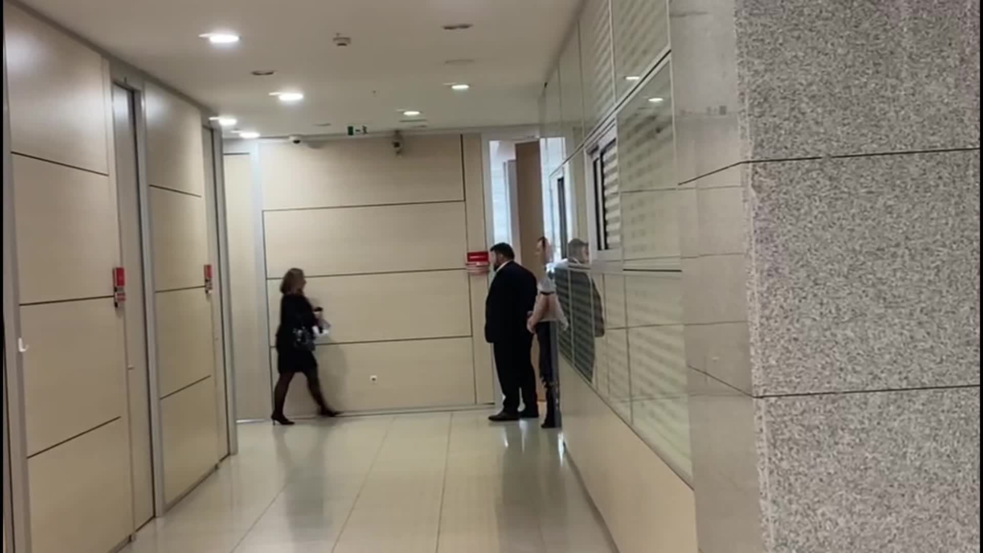 “Para sayma” görüntüsünde suç ve suç unsuru bulunup bulunmadığına ilişkin başlatılan soruşturma kapsamında CHP’li meclis üyesi ifadeye gitti