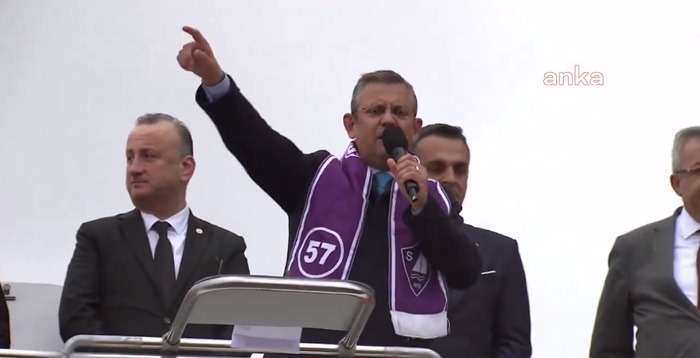Özgür Özel, Sinop’ta Erdoğan’a yüklendi: “Nereden nereye getirdin memleketi?”