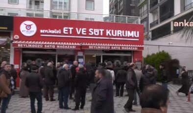 İstanbul’da Et Sırasındaki Vatandaş: “Bizi Bu Duruma Düşürenler Utansın.”