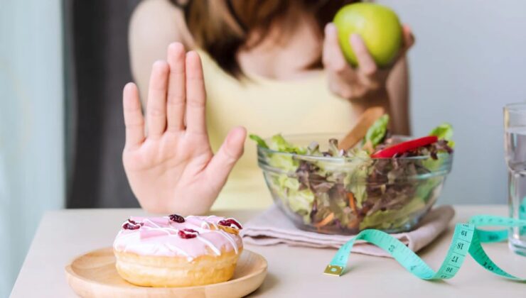 Tatlı Yeme İsteğini Azaltmak için 10 Etkili Yöntem
