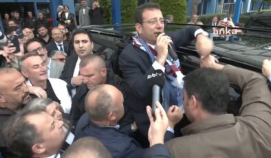 Ekrem İmamoğlu, memleketi Trabzon’da yoğun ilgiyle karşılandı.