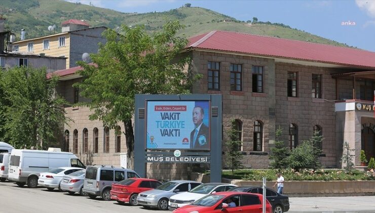 AKP’nin ‘borçsuz’ dediği,Belediyenin 890 milyon TL borcu çıktı