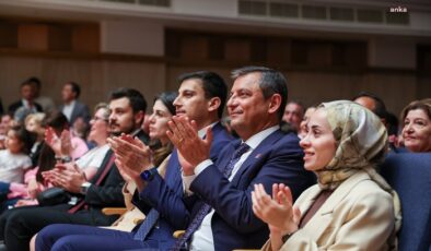 CHP Genel Başkanı Özgür Özel, Bilkent Çocuk Senfoni Orkestrası konserini izledi.