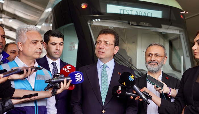 İBB Başkanı Ekrem İmamoğlu, elektrikli yeni metrobüsün test sürüşüne katıldı