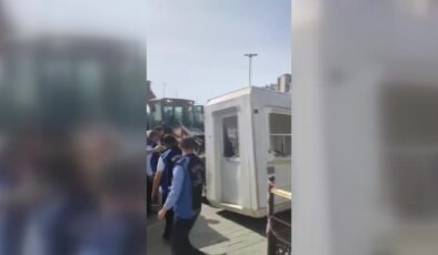 İstanbul’da Rant Sona Eriyor, Beyoğlu Belediyesi Karaköy Sahilinde Özel İşletmeye Ait Yeri Kaldırdı