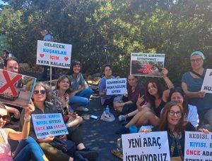 Adalar sakinlerinin karşı çıktığı minibüslere ilişkin İBB’den açıklama