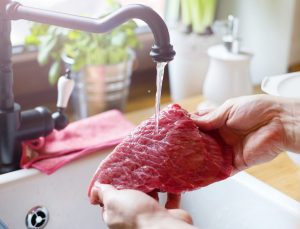 Kurban Eti Yıkanır Mı? Sağlıklı mı, Zararlı mı?