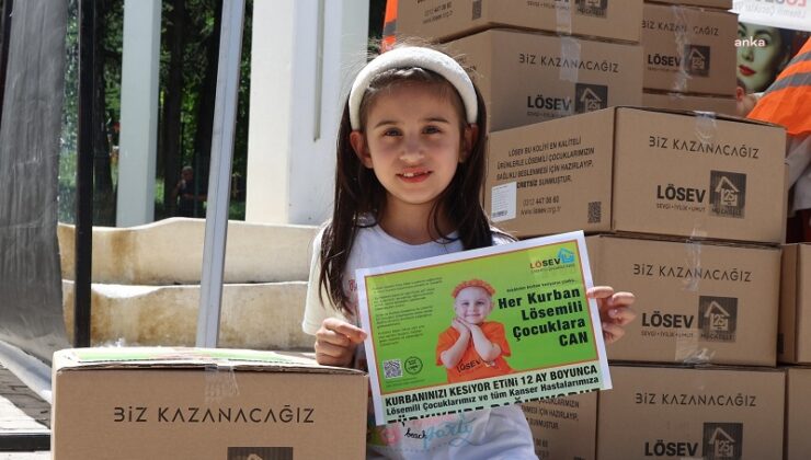 LÖSEV’in Mutlu Et Paketleri Ankaralı Ailelere Ulaştırıldı. ”Kurban bağışlarınız Lösev’e