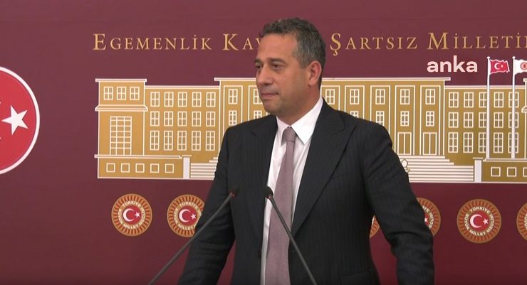 Ali Mahir Başarır: “Kadının soyadını tartışmak bile utanç meselesi”