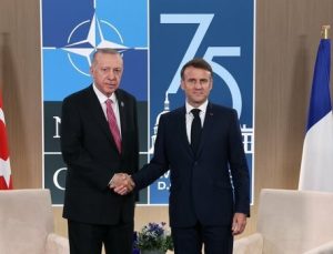 Cumhurbaşkanı Erdoğan, NATO Zirvesi’nde Emmanuel Macron ve Stermer ile görüştü
