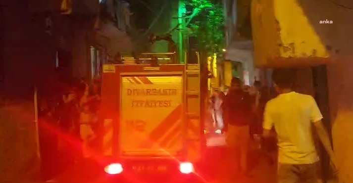Diyarbakır’da Suriyelilerin kaldığı ev kundaklandı