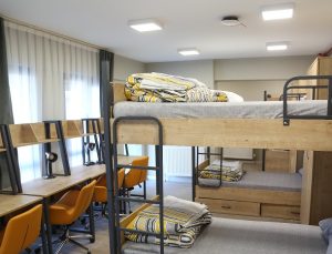 Ekrem İmamoğlu’ndan İstanbul’da kahvaltı ve akşam yemeği dahil 43,3 TL’ye yurt hizmeti